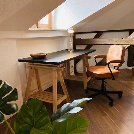 Yourfavoritebed Designapartment Im Zentrum 10 Zwickau Esterno foto